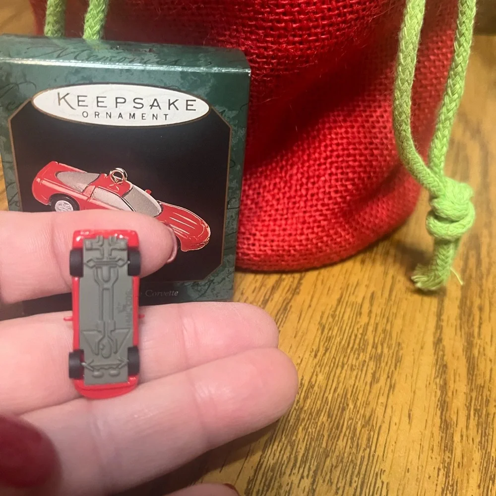Keepsake by hallmark 1997 Miniature Corvette Ornament